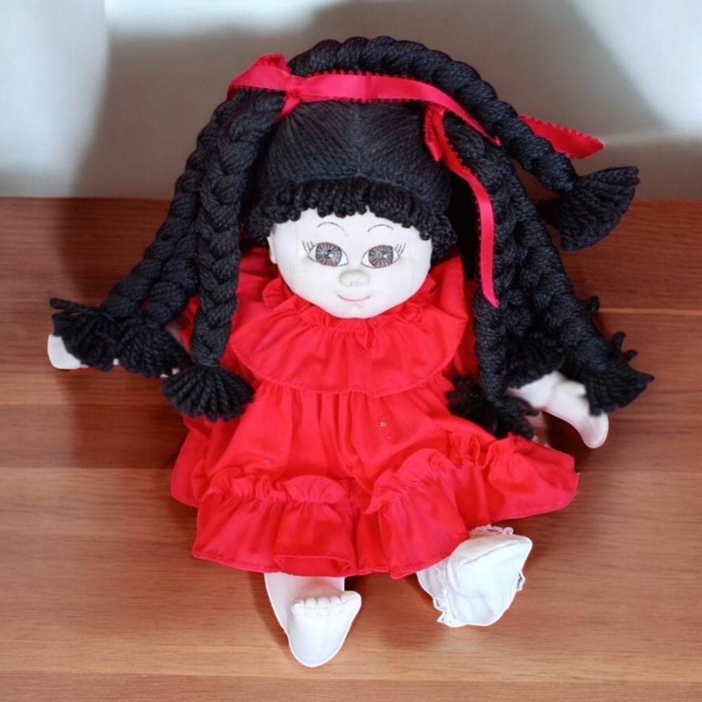 Vintage Handmade Cloth Doll, signed DS, 1985, on rear end